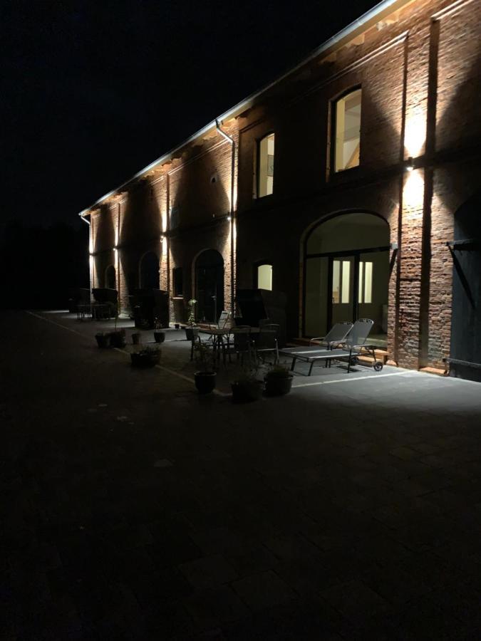 Ferienwohnung 2 Am Herrenhaus Ahrensboek Ahrensbok Exteriör bild