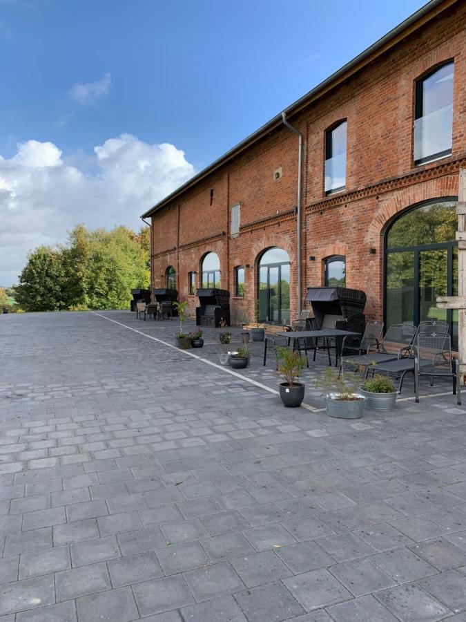 Ferienwohnung 2 Am Herrenhaus Ahrensboek Ahrensbok Exteriör bild
